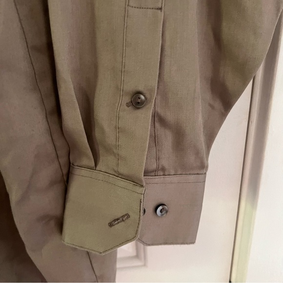 Geoffrey Beane regular fit 17 32/33 wrinkle free taupe tan button front shirt - Picture 5 of 7